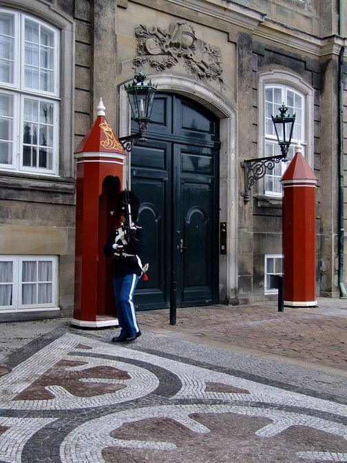 Wache am Schloss Amalienborg