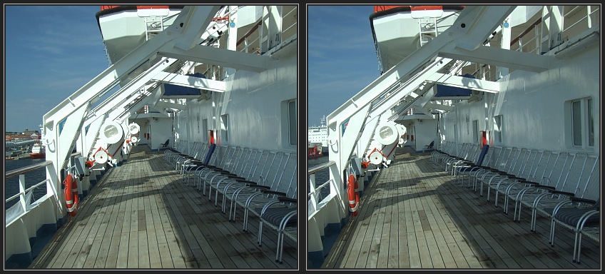 Deck mit Rettungsbooten